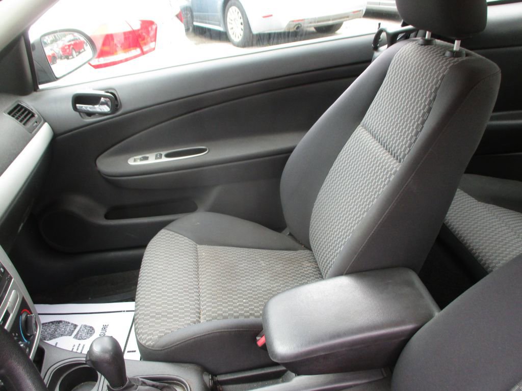 Used 2009 Chevrolet Cobalt LT image 10