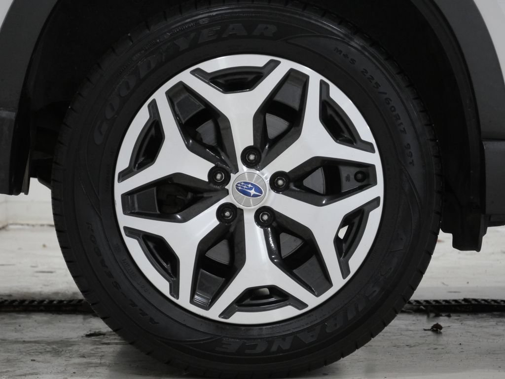 Used 2019 Subaru Forester Premium AWD/4WD image 10