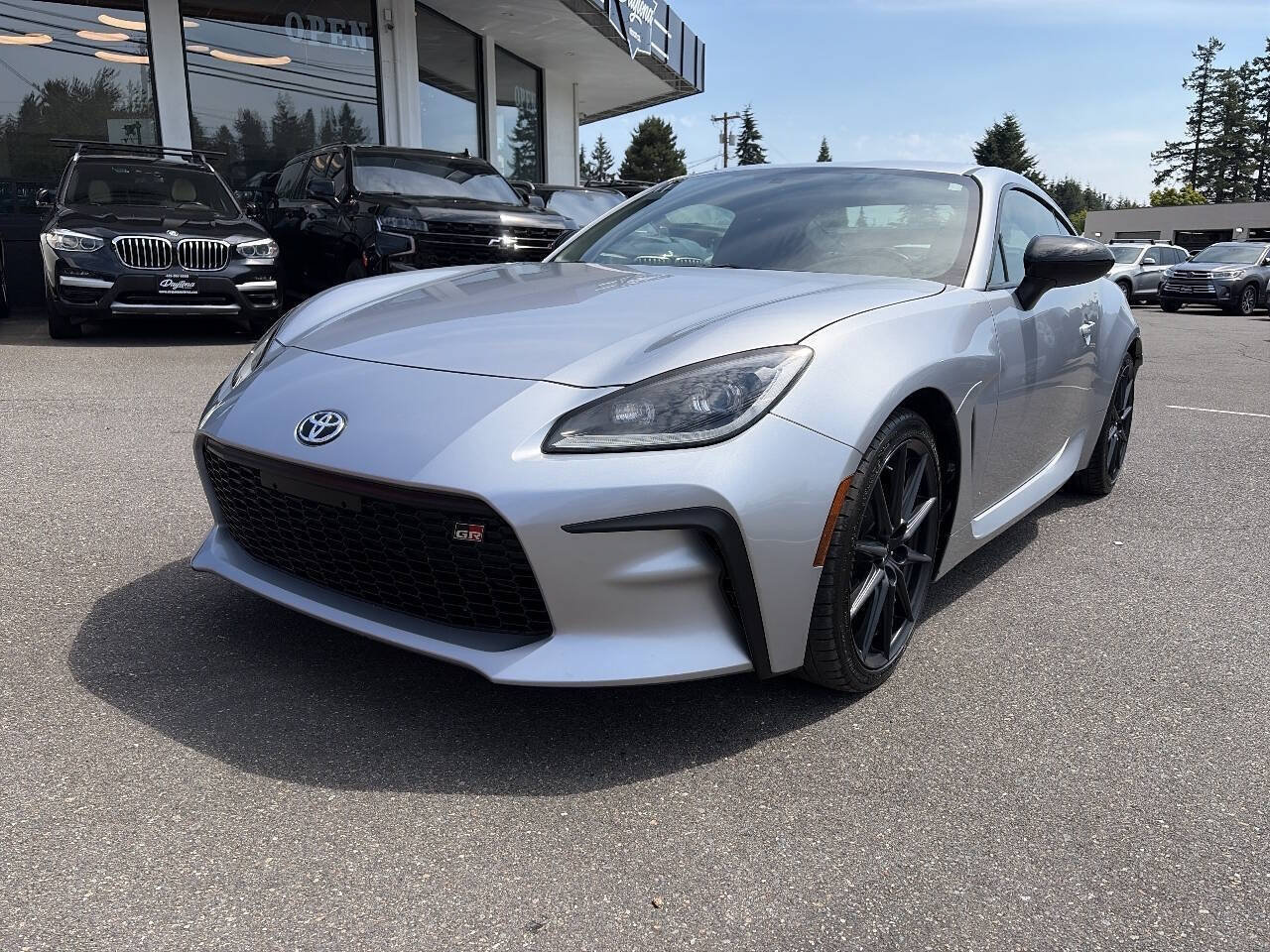 Used 2023 Toyota GR86 Premium RWD image 1