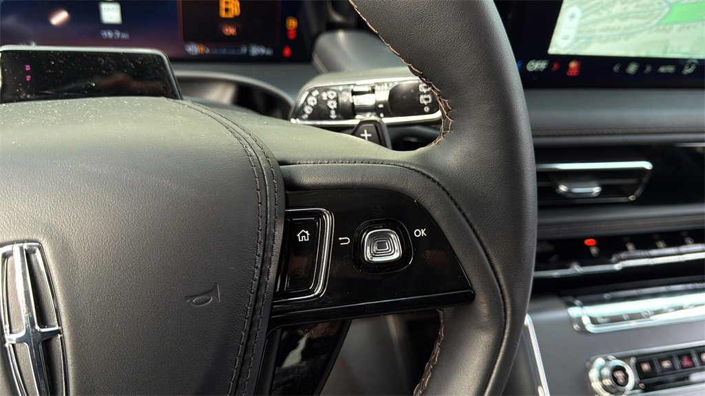 New 2026 Lincoln Aviator AWD image 23