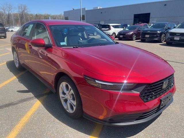 Certified 2025 Honda Accord LX image 1