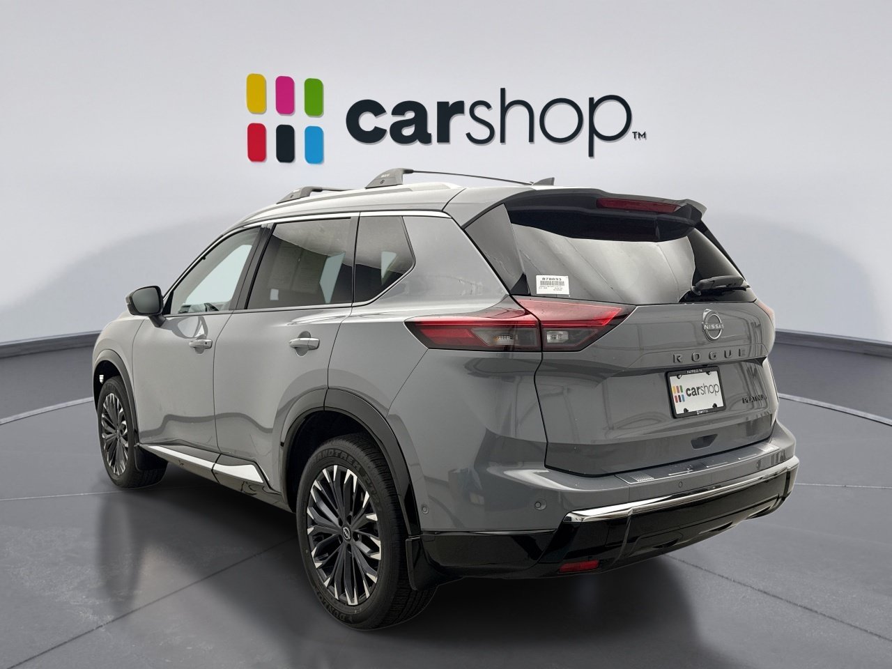 Used 2025 Nissan Rogue Platinum w/ Platinum Premium Package FWD image 3