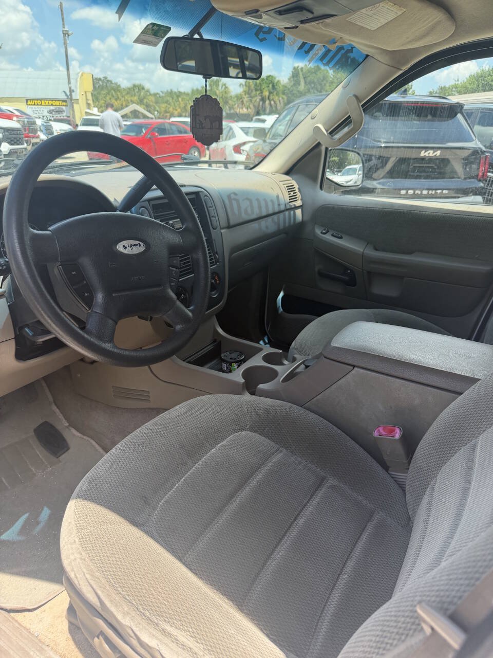 Used 2002 Ford Explorer XLT AWD/4WD image 11
