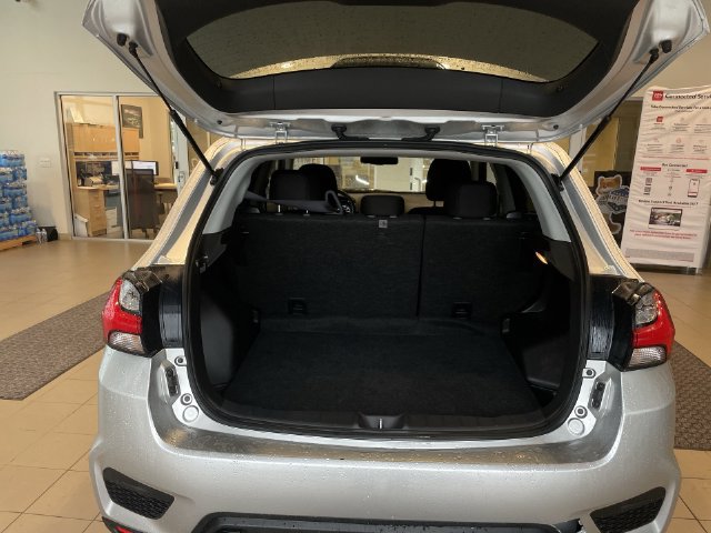 Used 2025 Mitsubishi Outlander Sport ES AWD/4WD image 32