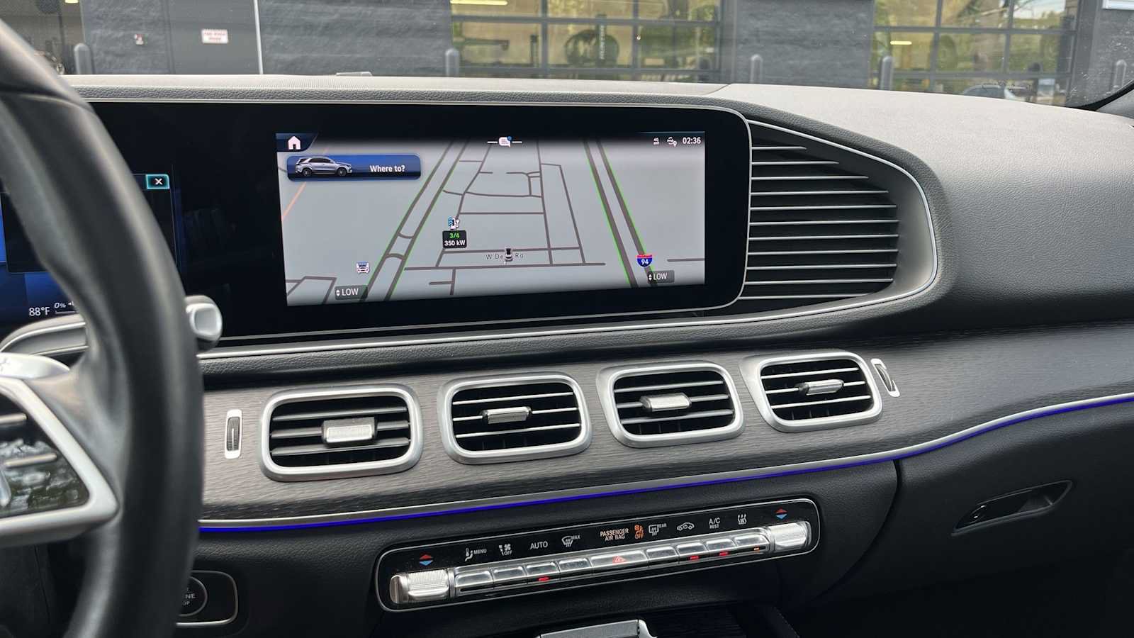 Certified 2025 Mercedes-Benz GLE 450e 4MATIC image 37
