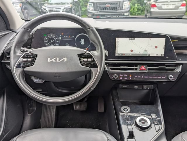 Used 2023 Kia Niro Wind w/ Wind Preserve Package FWD image 16