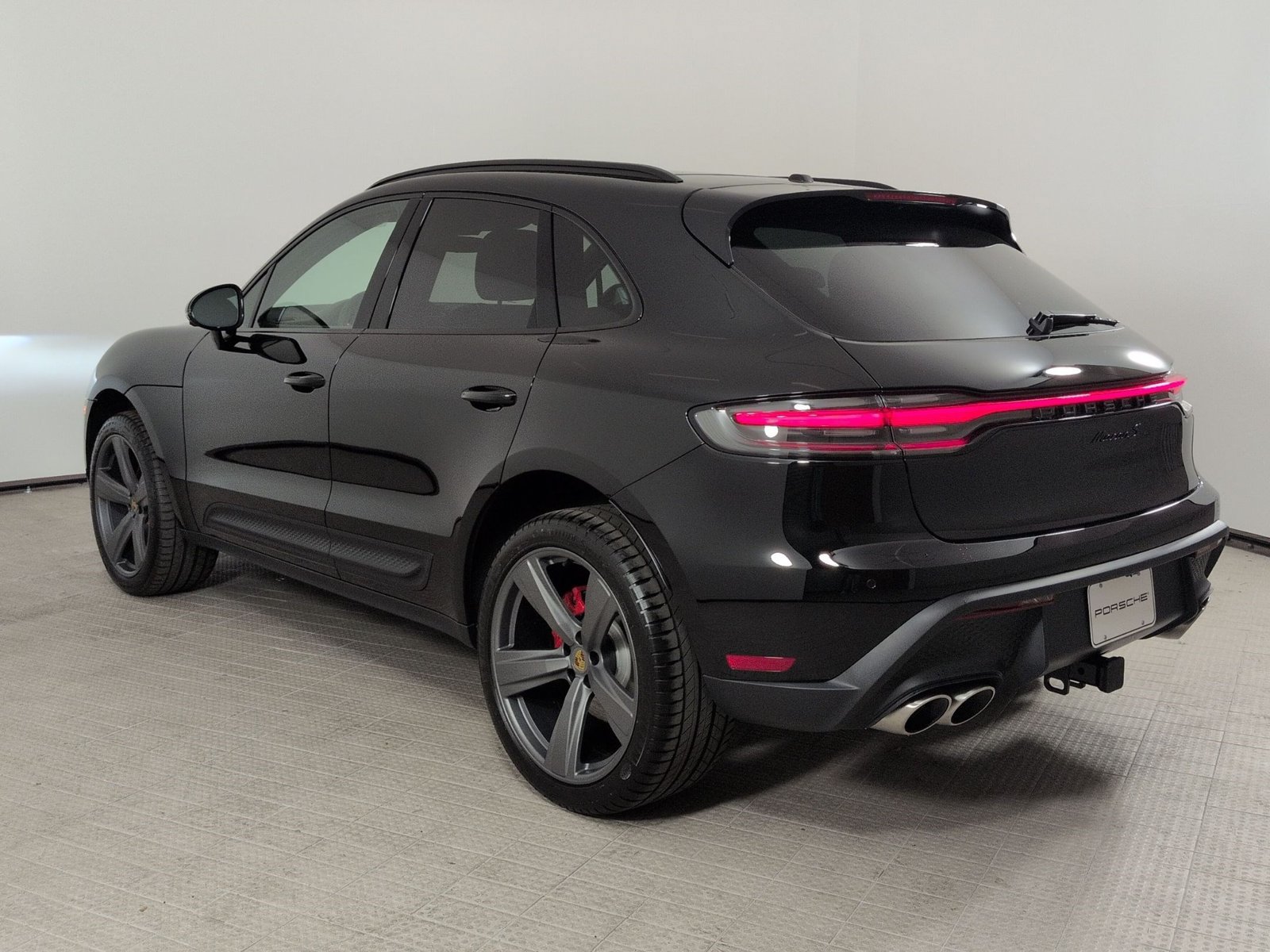 New 2026 Porsche Macan S AWD/4WD image 3