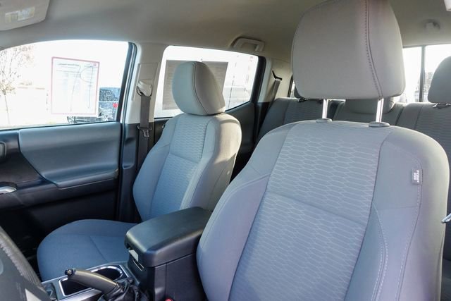 Certified 2019 Toyota Tacoma SR5 image 28