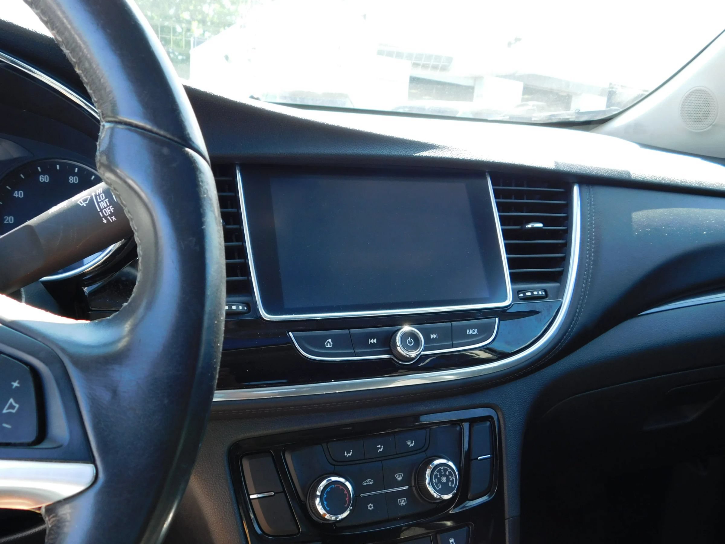 Used 2019 Buick Encore Sport Touring AWD/4WD image 15