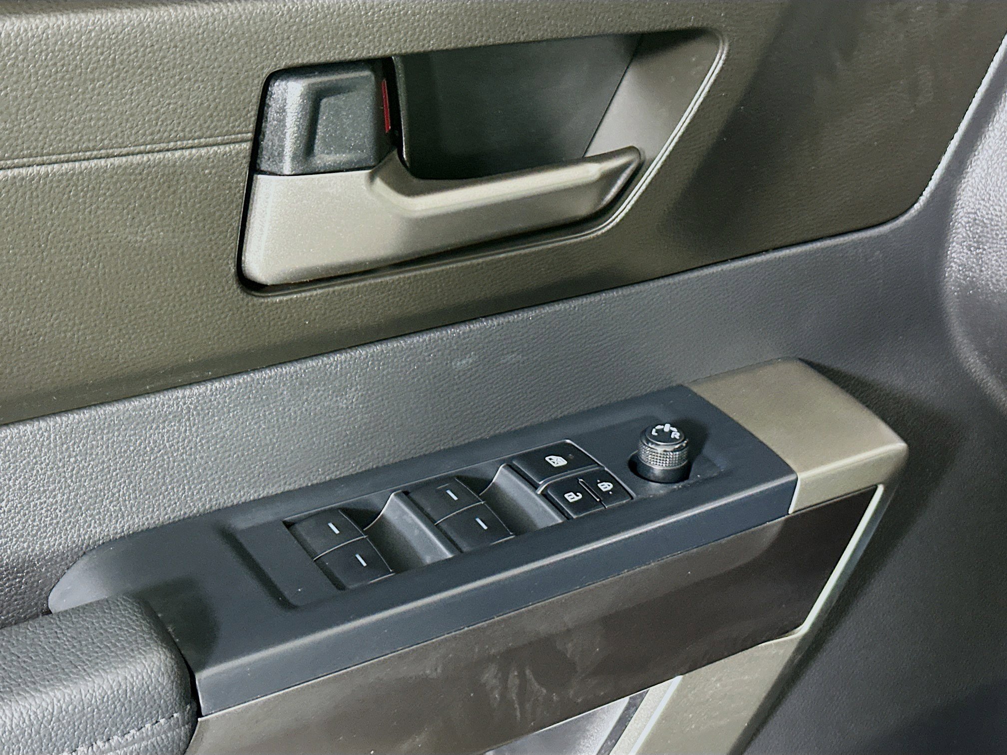 Used 2025 Toyota Tundra SR5 image 14