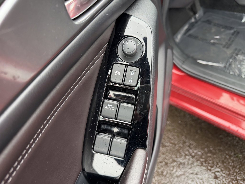 Used 2018 MAZDA MAZDA3 Grand Touring w/ Premium Equipment Package image 13