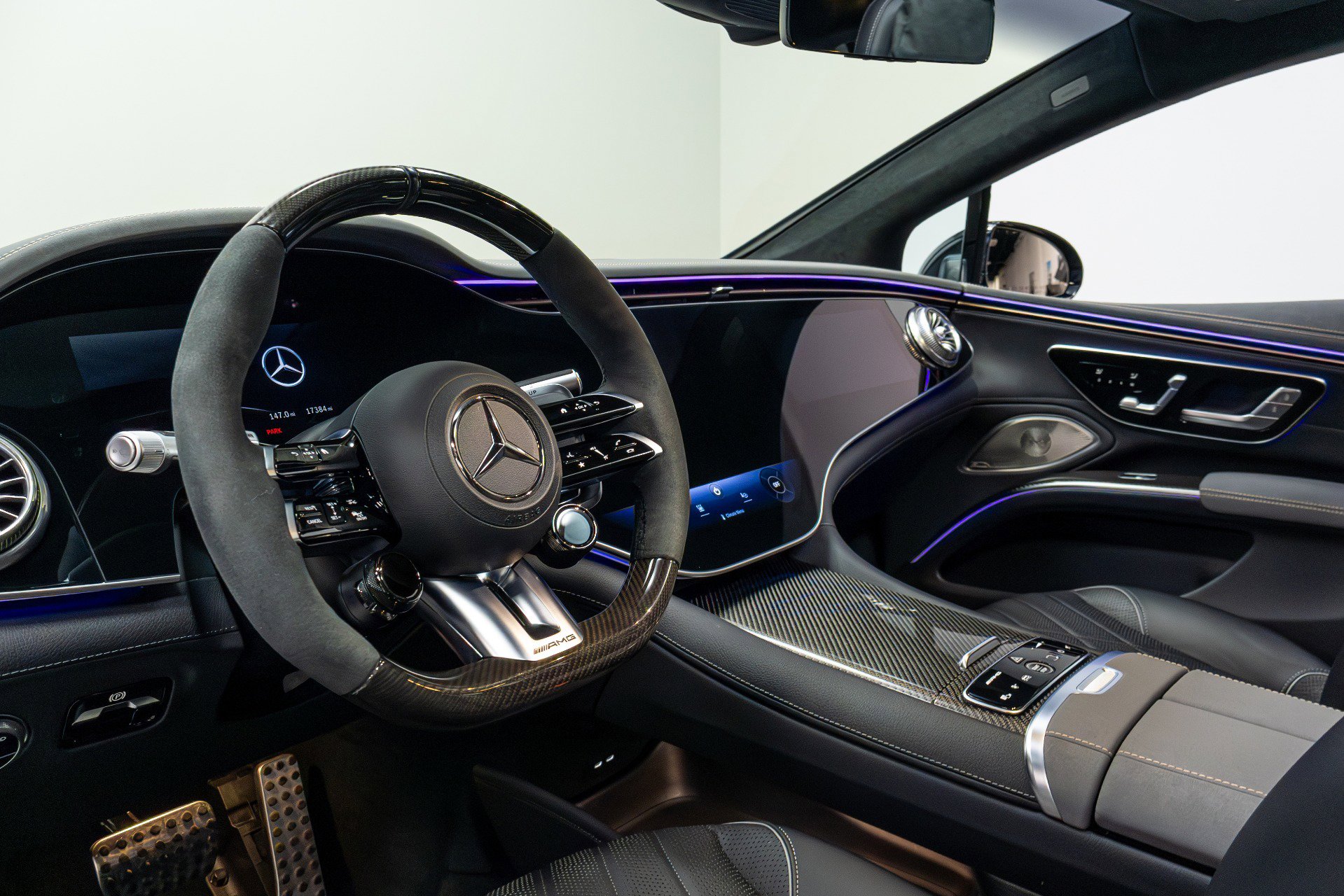 Used 2023 Mercedes-Benz EQS AMG 4MATIC image 9