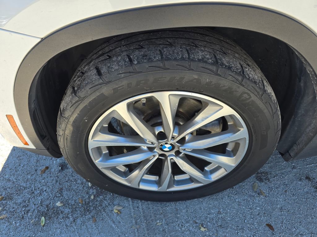 Used 2019 BMW X4 xDrive30i w/ Convenience Package image 8