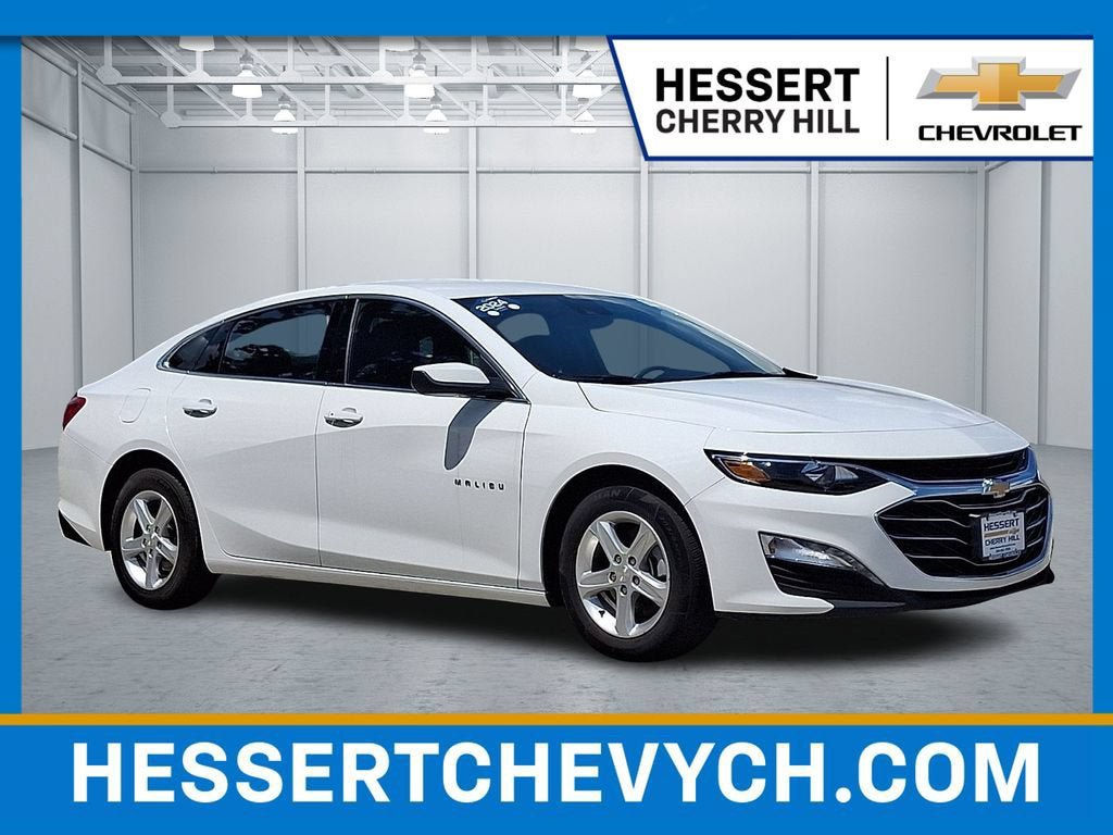 Certified 2024 Chevrolet Malibu LT FWD image 1