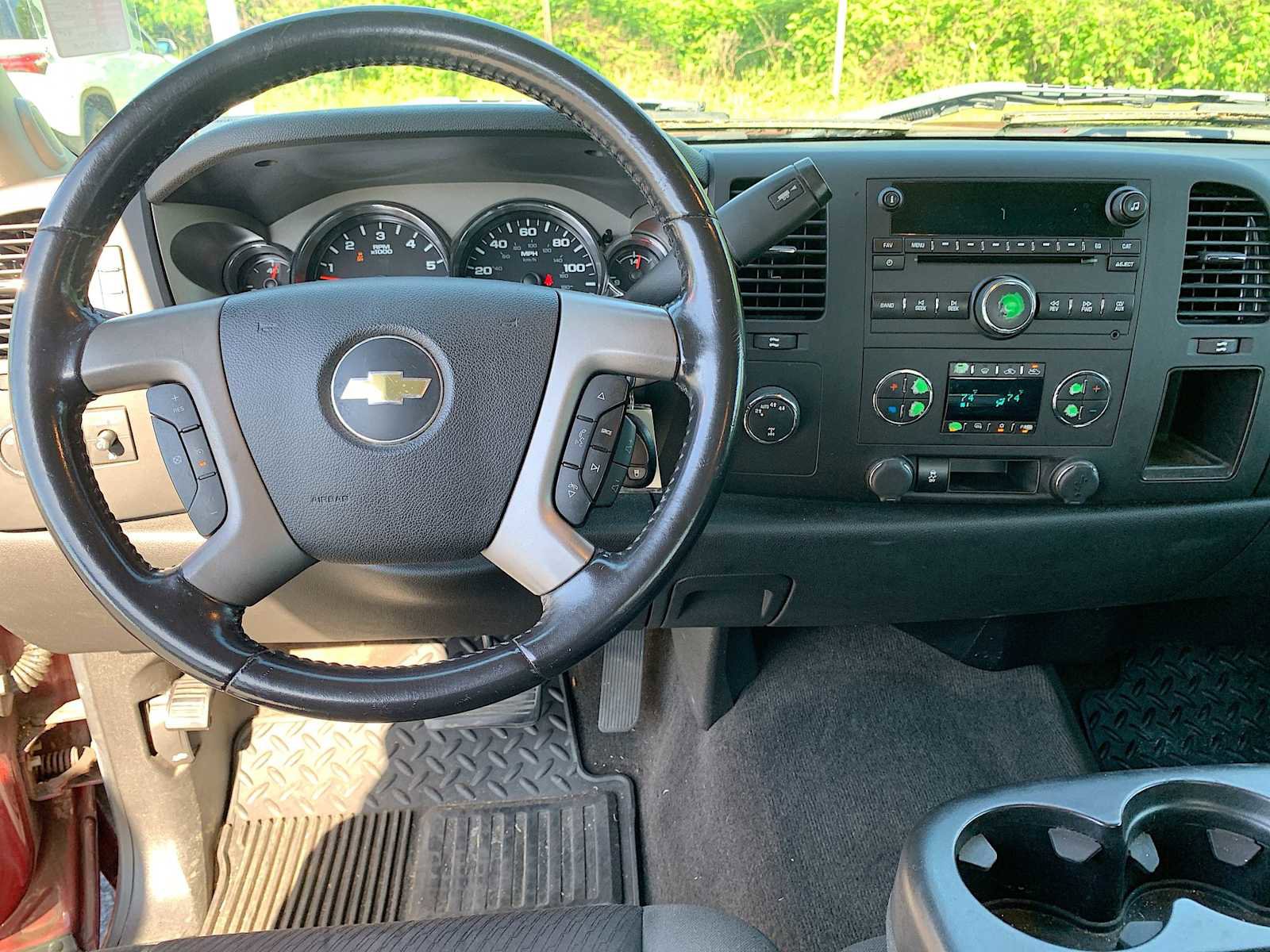 Used 2013 Chevrolet Silverado 1500 LT w/ All-Star Edition AWD/4WD image 17