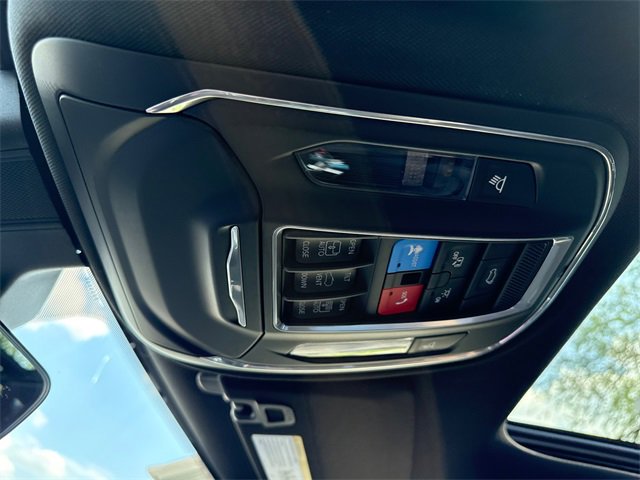 New 2025 Jeep Grand Cherokee L Limited w/ Trailer Tow Package image 27