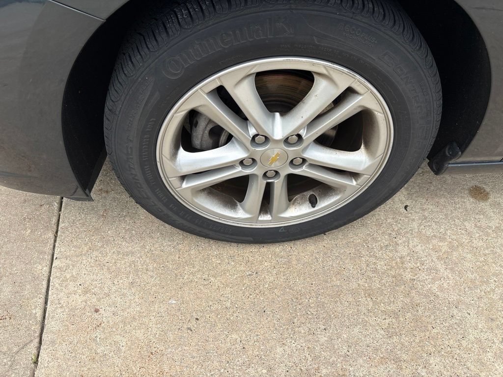 Used 2018 Chevrolet Cruze LT FWD image 10