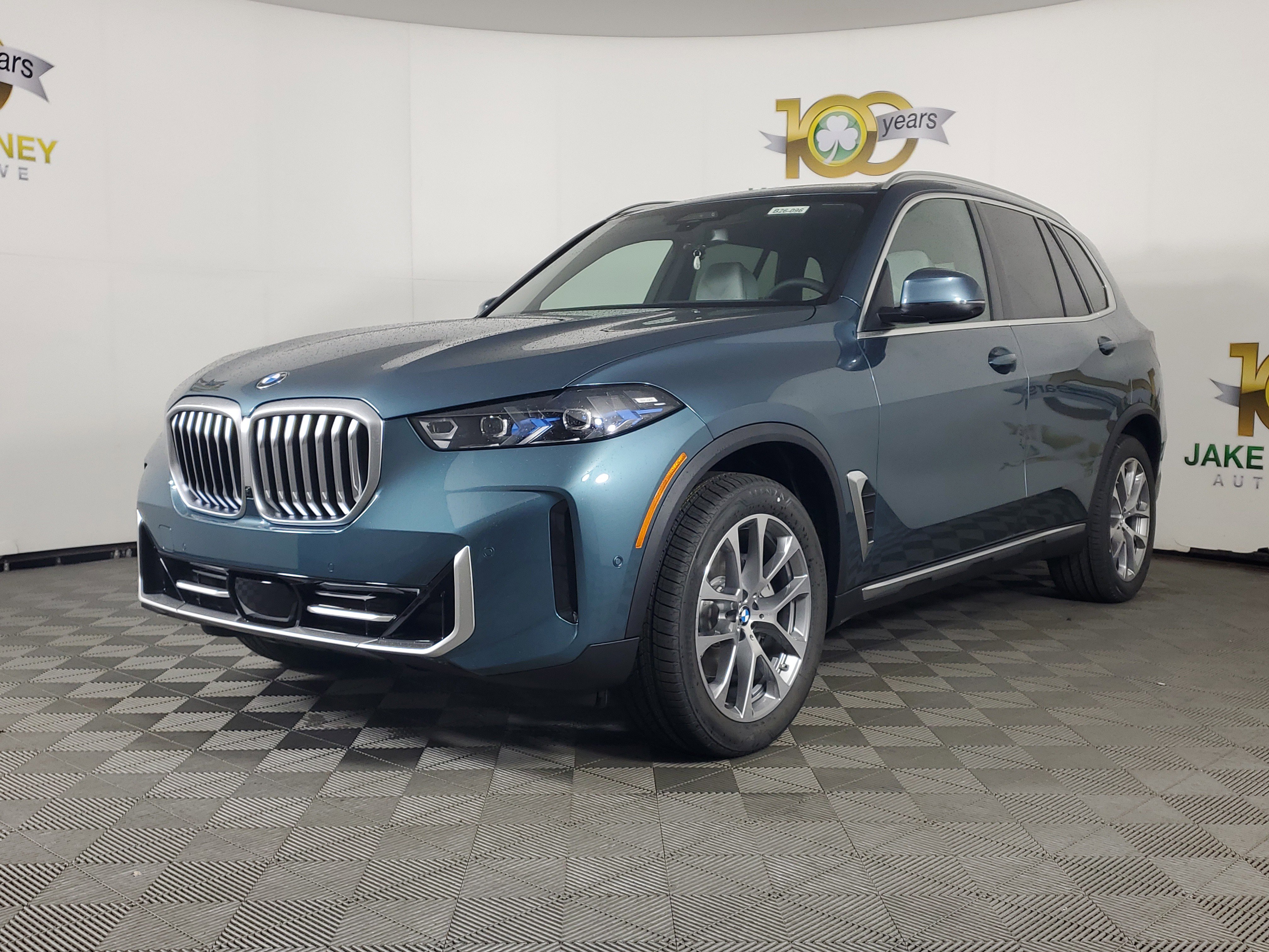 Certified 2026 BMW X5 xDrive40i image 3