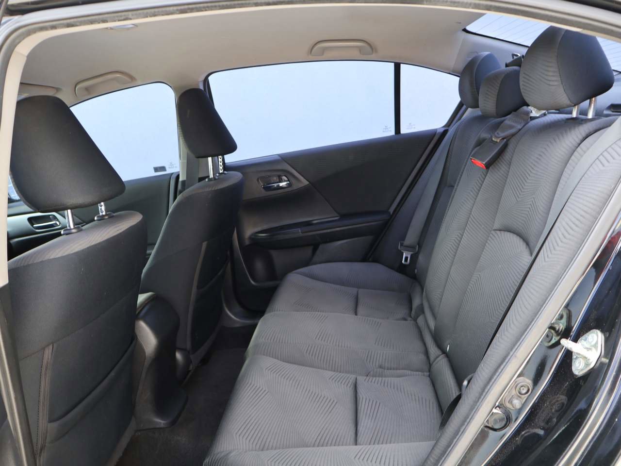 Used 2015 Honda Accord LX image 10