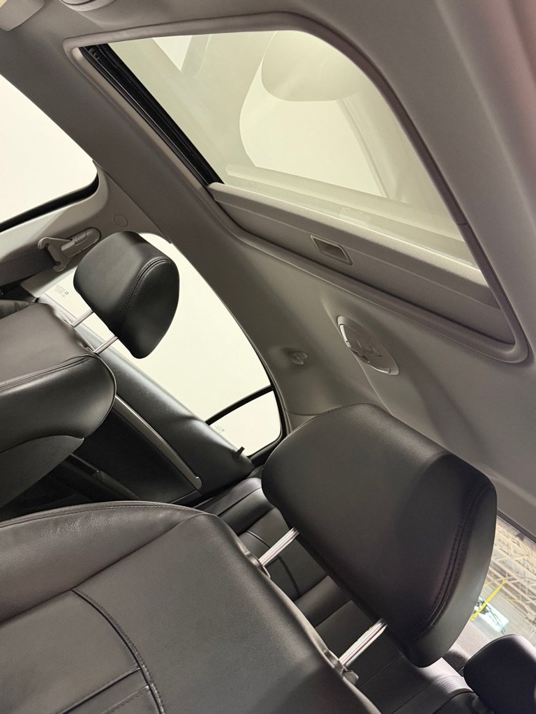 Used 2007 Saturn Aura XR w/ Premium Trim Pkg FWD image 16