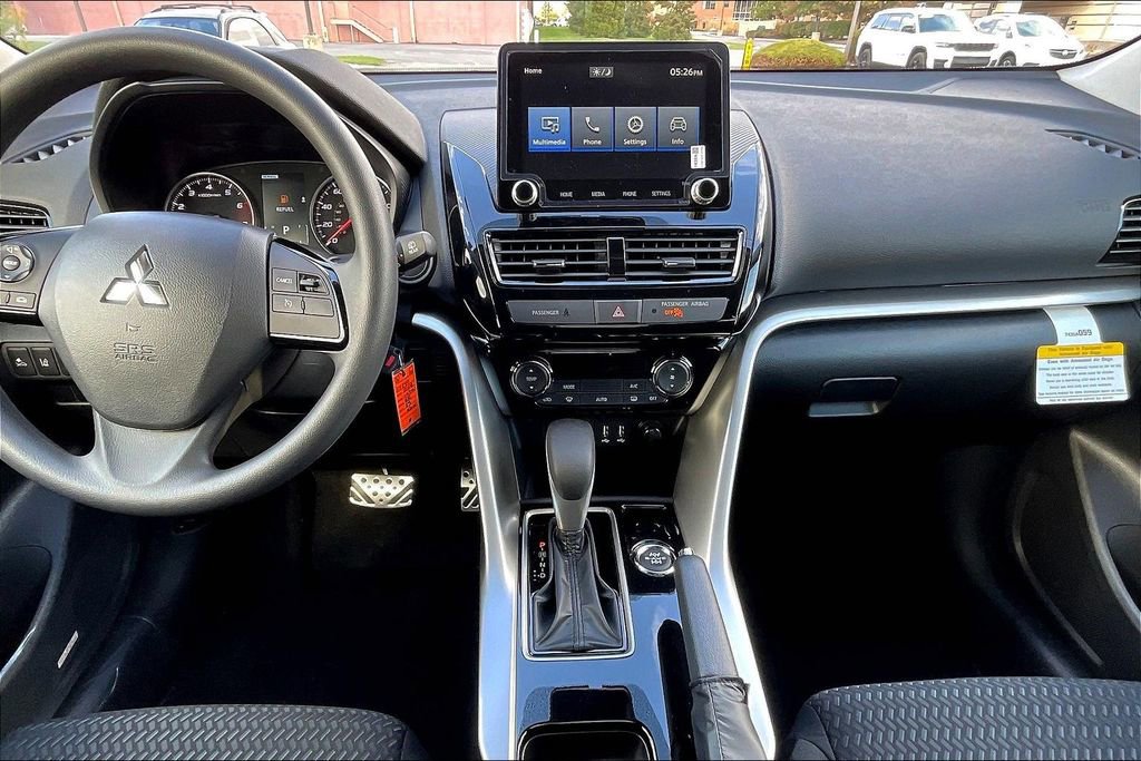 New 2026 Mitsubishi Eclipse Cross ES image 5