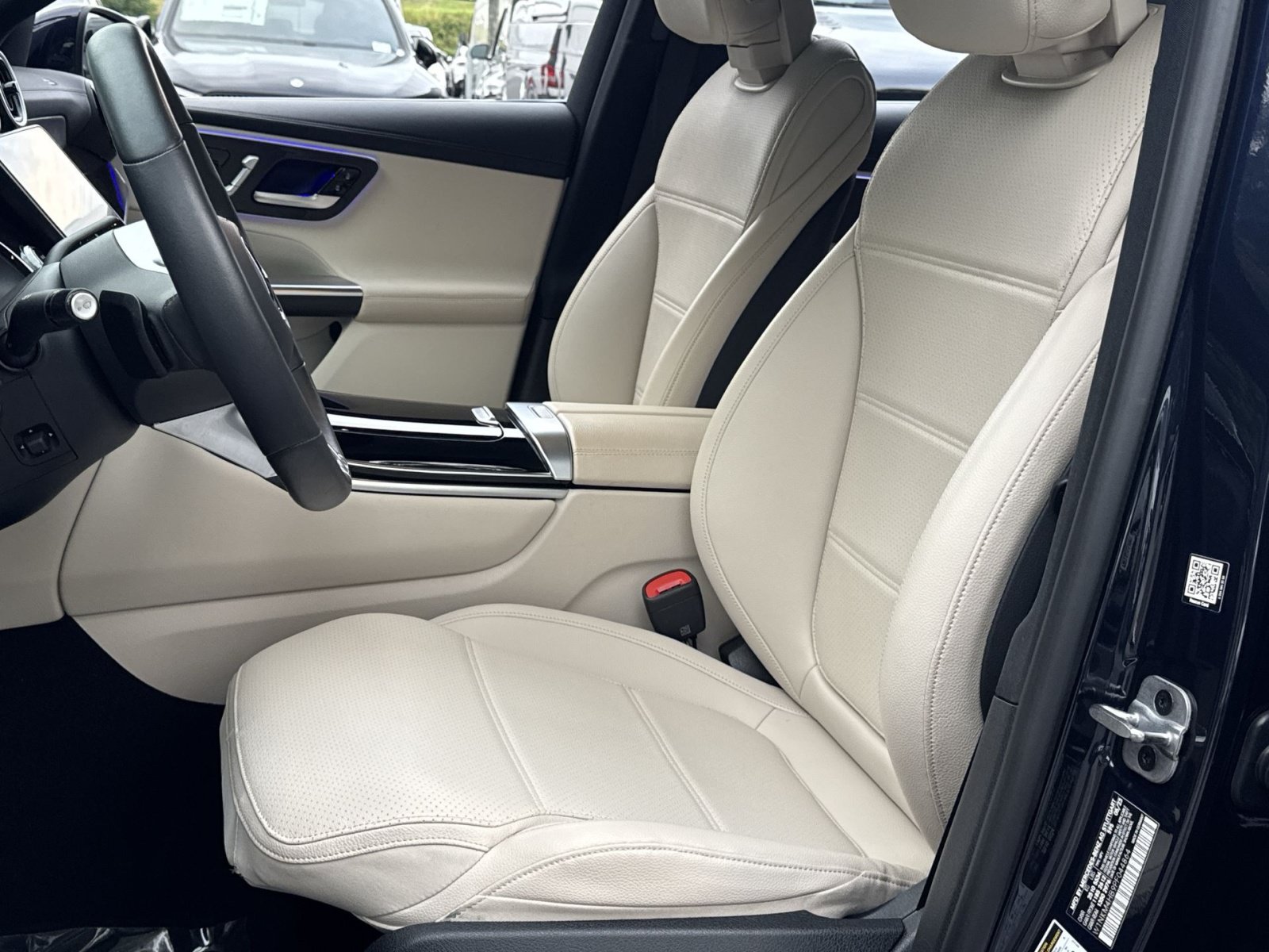 Used 2023 Mercedes-Benz GLC 300 4MATIC image 18
