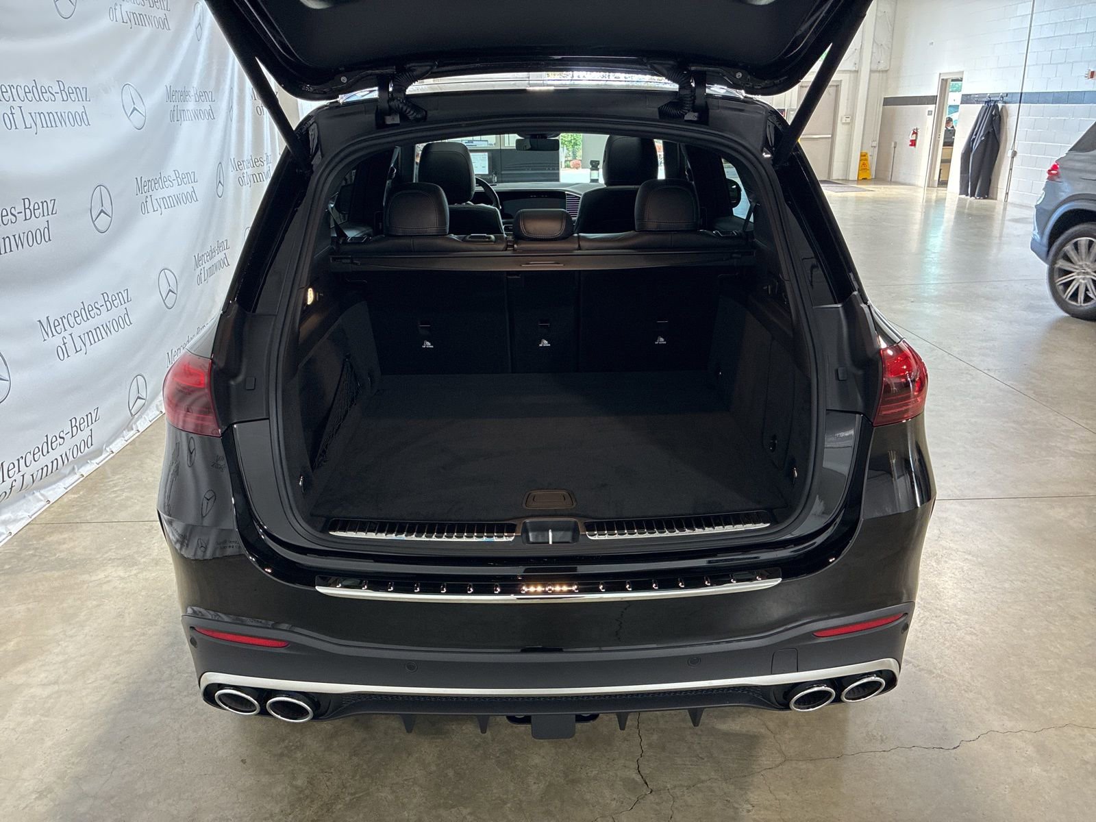 New 2026 Mercedes-Benz GLE 53 AMG 4MATIC image 5