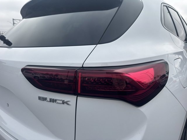 Used 2025 Buick Envision Sport Touring image 23