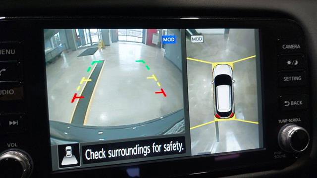 Used 2024 Nissan Kicks SR w/ SR Premium Package FWD image 22