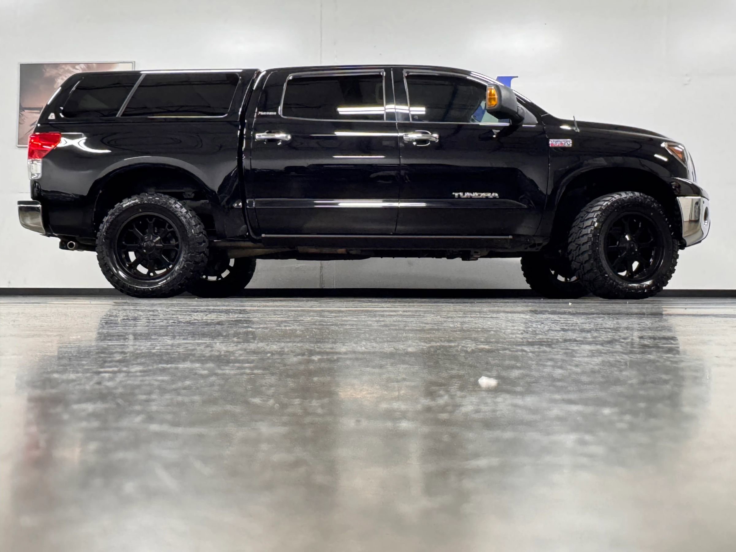 Used 2012 Toyota Tundra Limited image 3