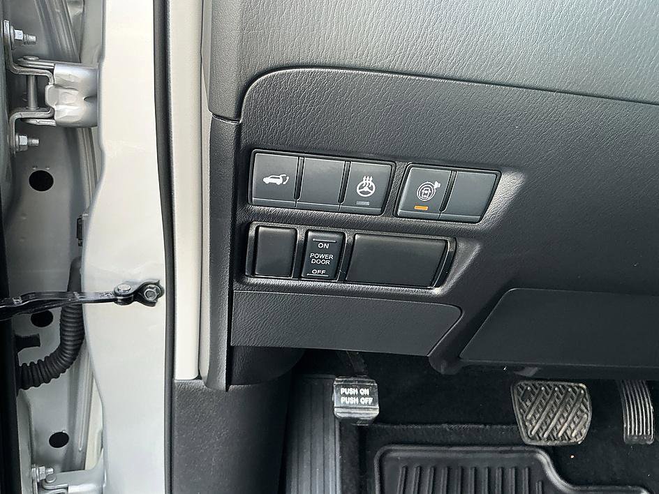 Certified 2024 Nissan Armada SL image 13