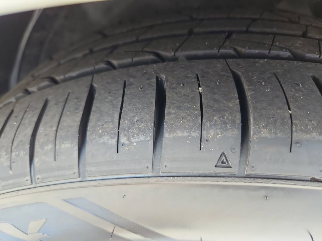 Used 2015 Subaru Legacy 2.5i Limited AWD/4WD image 35