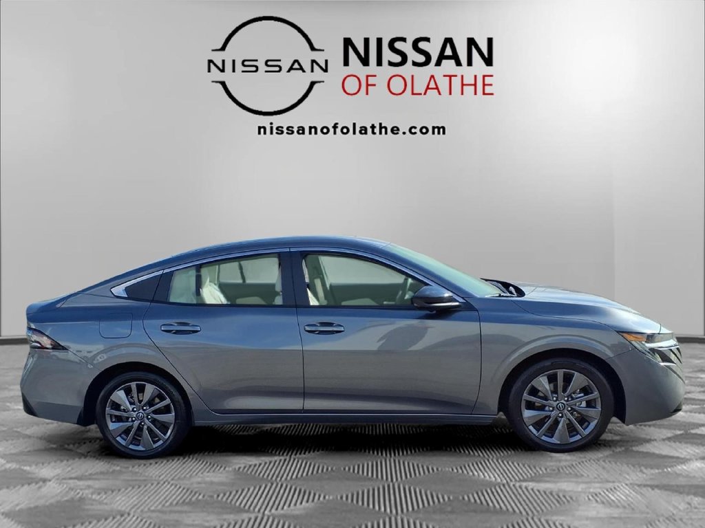 Used 2026 Nissan Sentra SL w/ Floor Mat Package FWD image 30