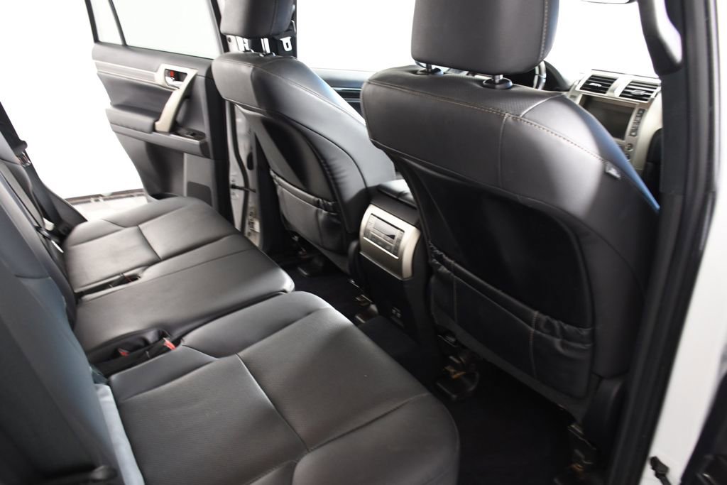 Used 2021 Lexus GX 460 Premium w/ Premium Package image 22