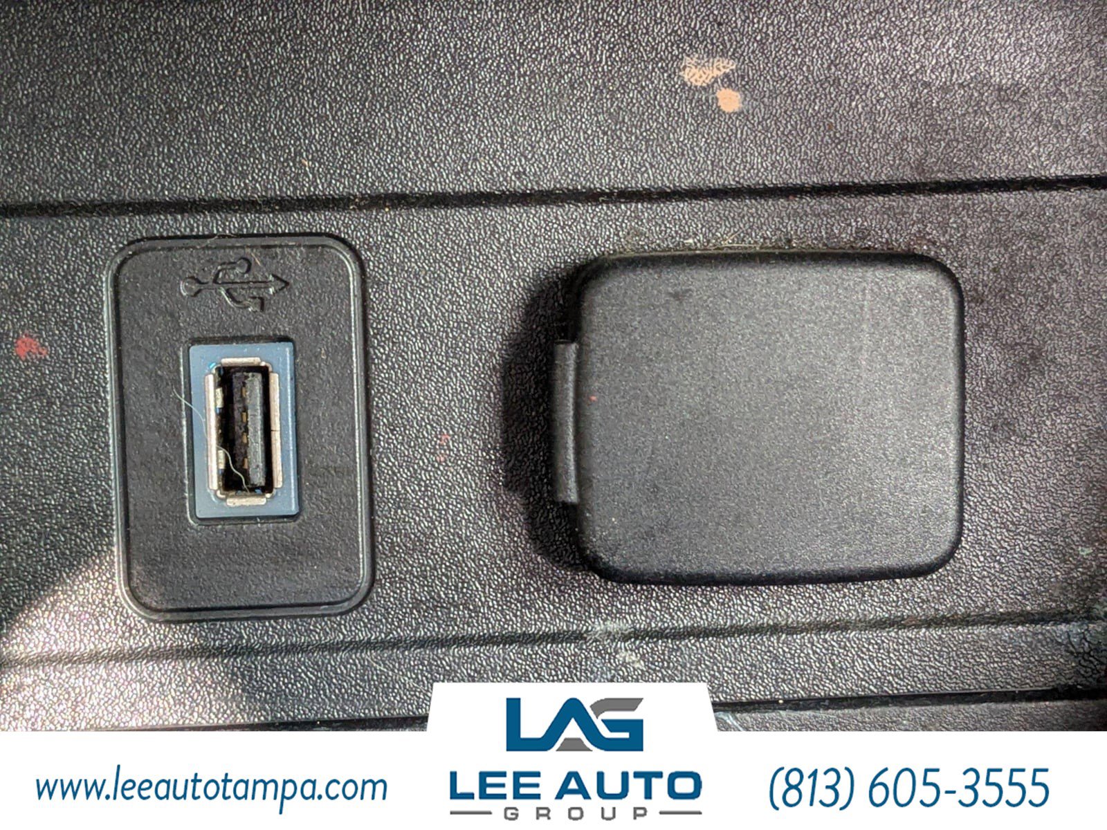 Used 2019 Ford Escape Titanium image 24