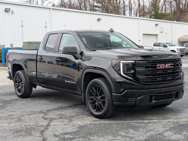 Used 2023 GMC Sierra 1500 Pro w/ Graphite Edition image 3