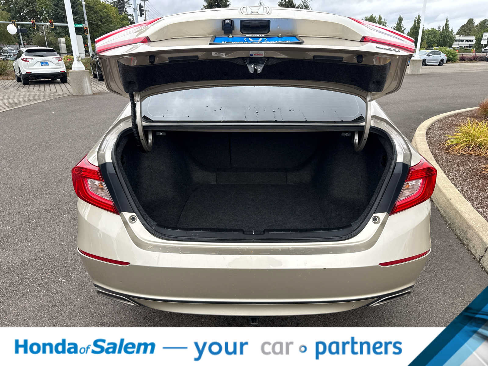 Used 2018 Honda Accord EX-L image 19