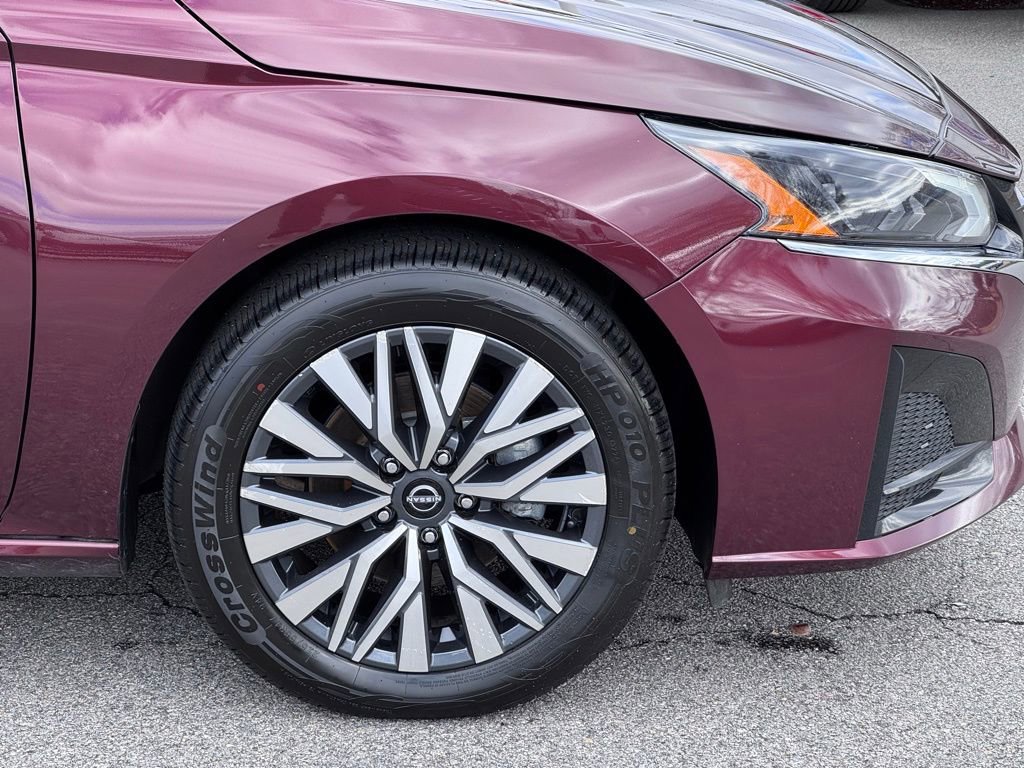 Used 2024 Nissan Altima 2.5 SV image 36