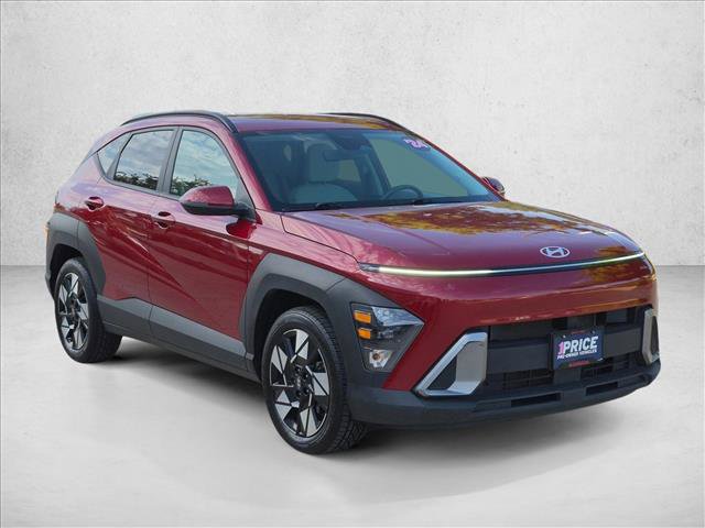 Used 2024 Hyundai Kona SEL FWD image 3