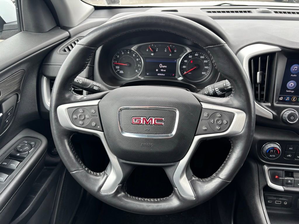 Used 2022 GMC Terrain SLT w/ Elevation Edition image 7