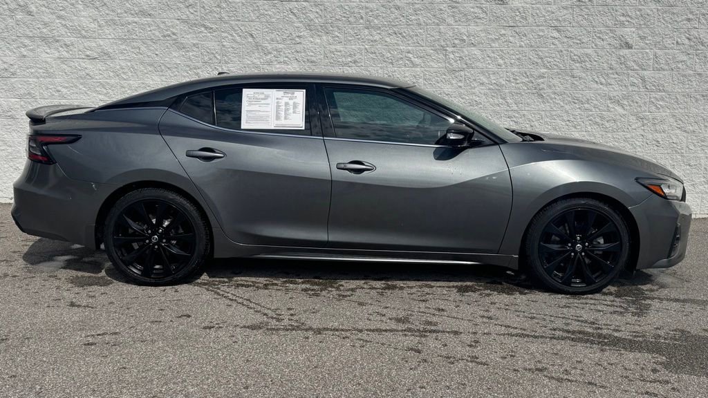 Used 2019 Nissan Maxima SR image 2