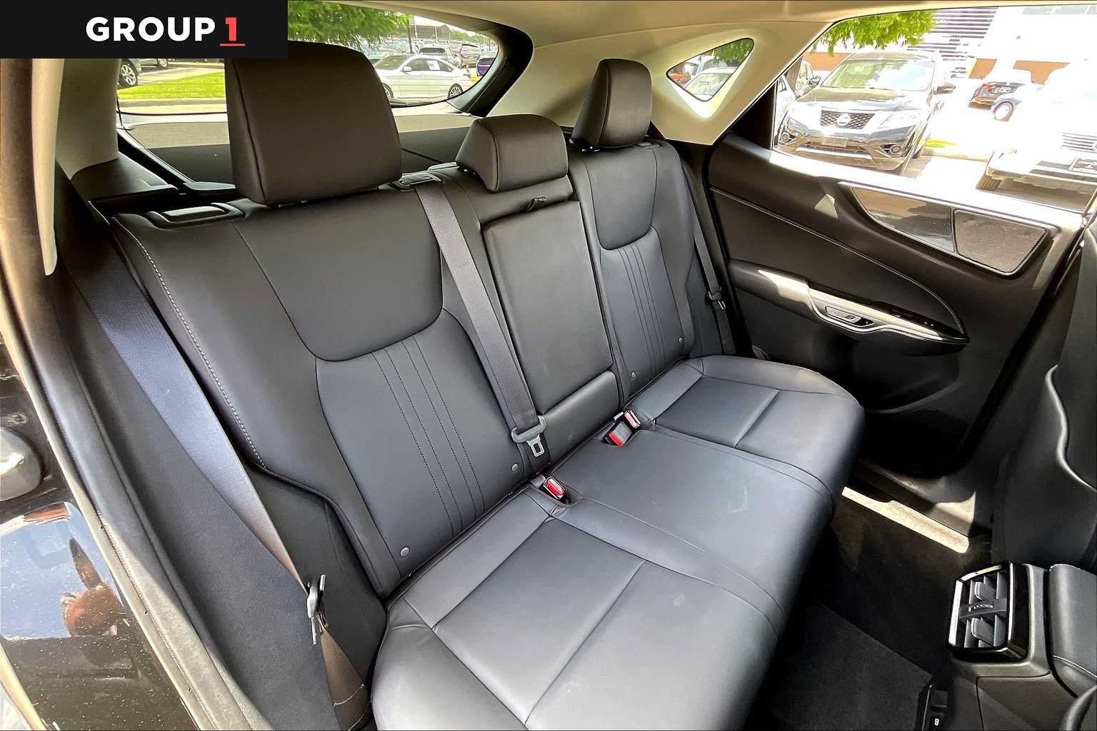 Used 2024 Lexus NX 250 FWD w/ Towing Package (2000 Lbs) image 17