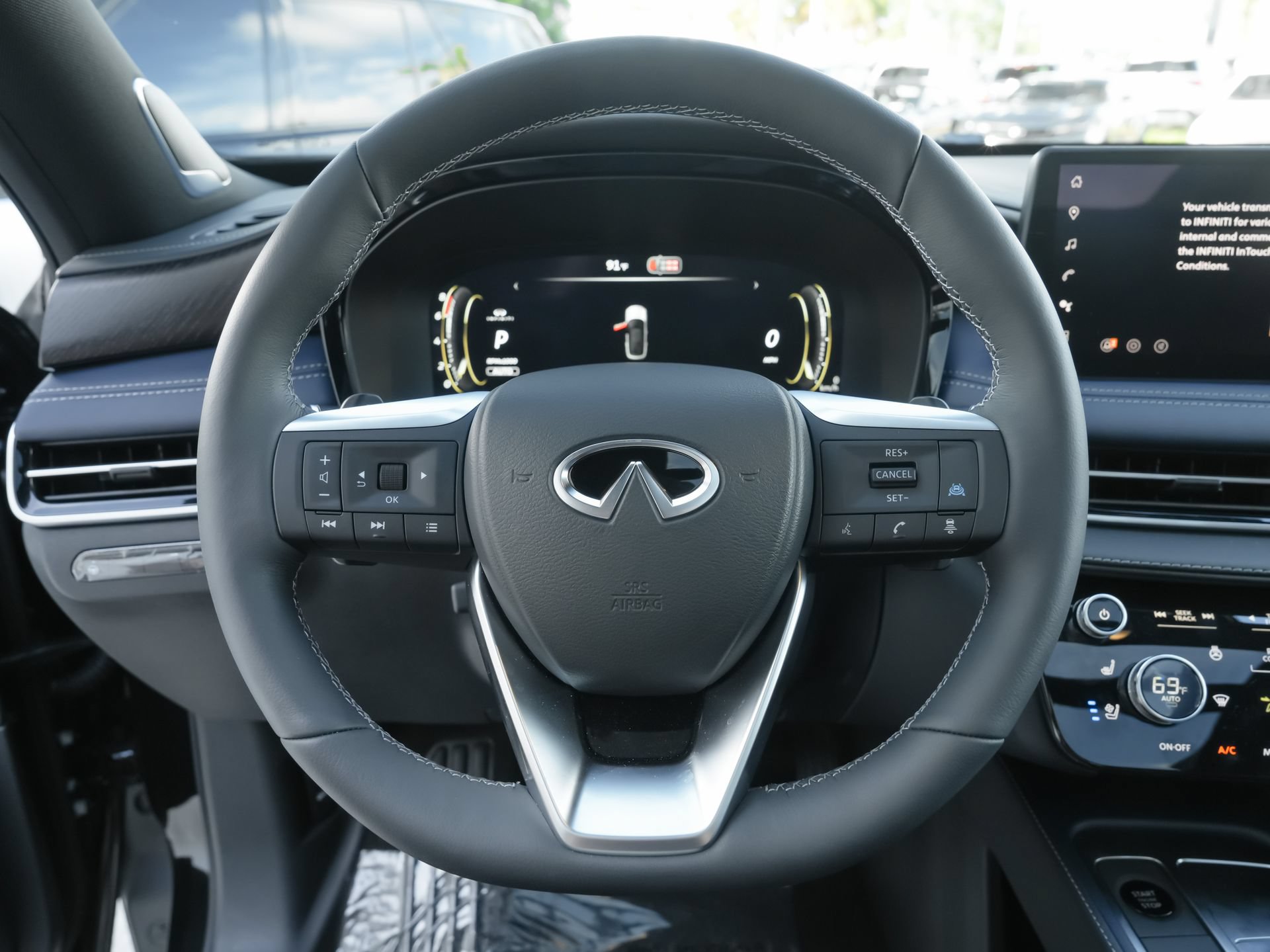 Certified 2026 INFINITI QX60 Sport w/ Dark Cargo Package AWD/4WD image 9