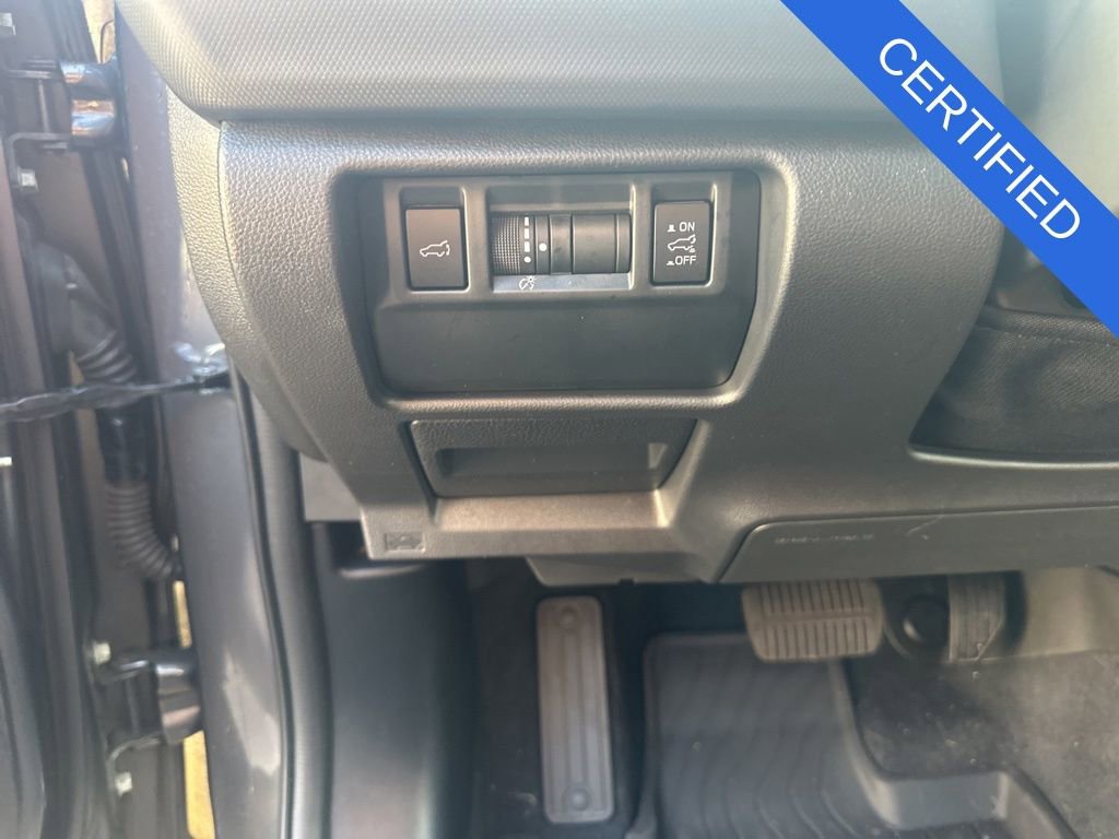 Certified 2025 Subaru Forester Touring AWD/4WD image 11