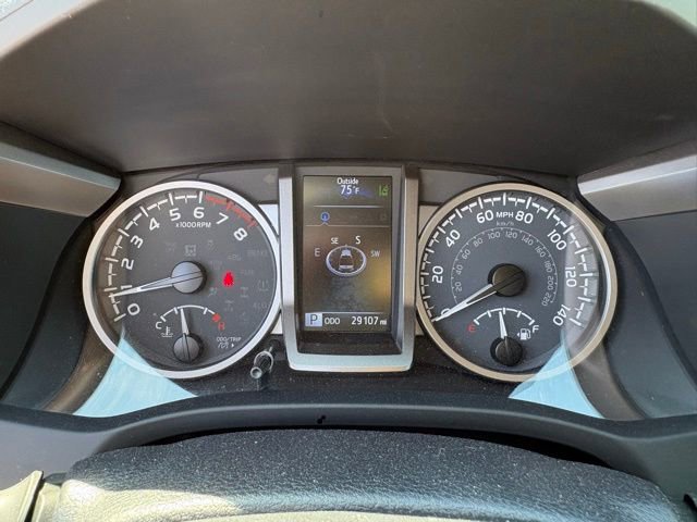 Used 2023 Toyota Tacoma SR5 AWD/4WD image 11