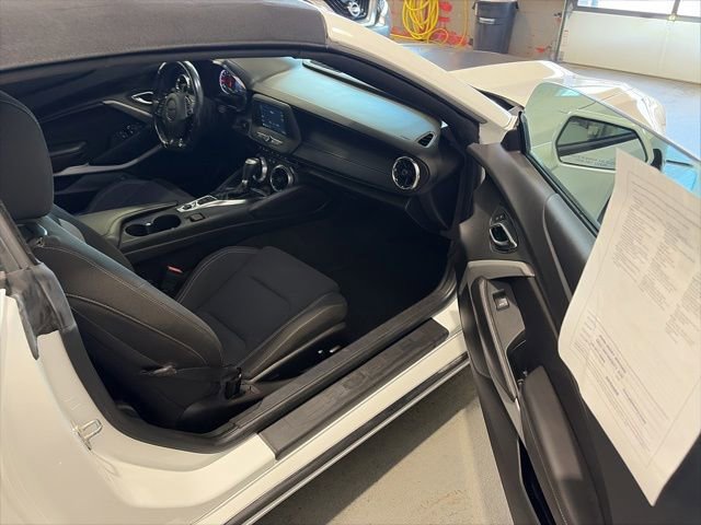Used 2019 Chevrolet Camaro LT RWD image 14