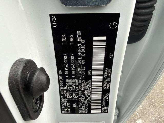 Used 2024 Toyota 4Runner TRD Off-Road Premium image 30