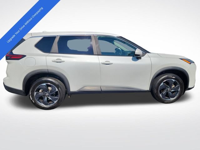 Used 2024 Nissan Rogue SV AWD/4WD image 6