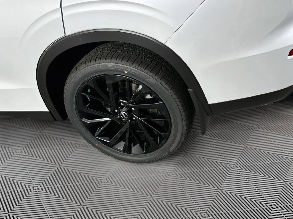 New 2026 Nissan Rogue SL AWD/4WD image 39