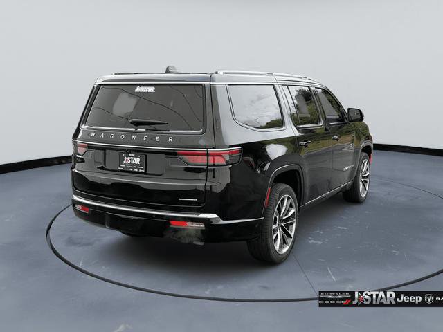 Used 2024 Jeep Wagoneer Series III w/ Premium Group I AWD/4WD image 5